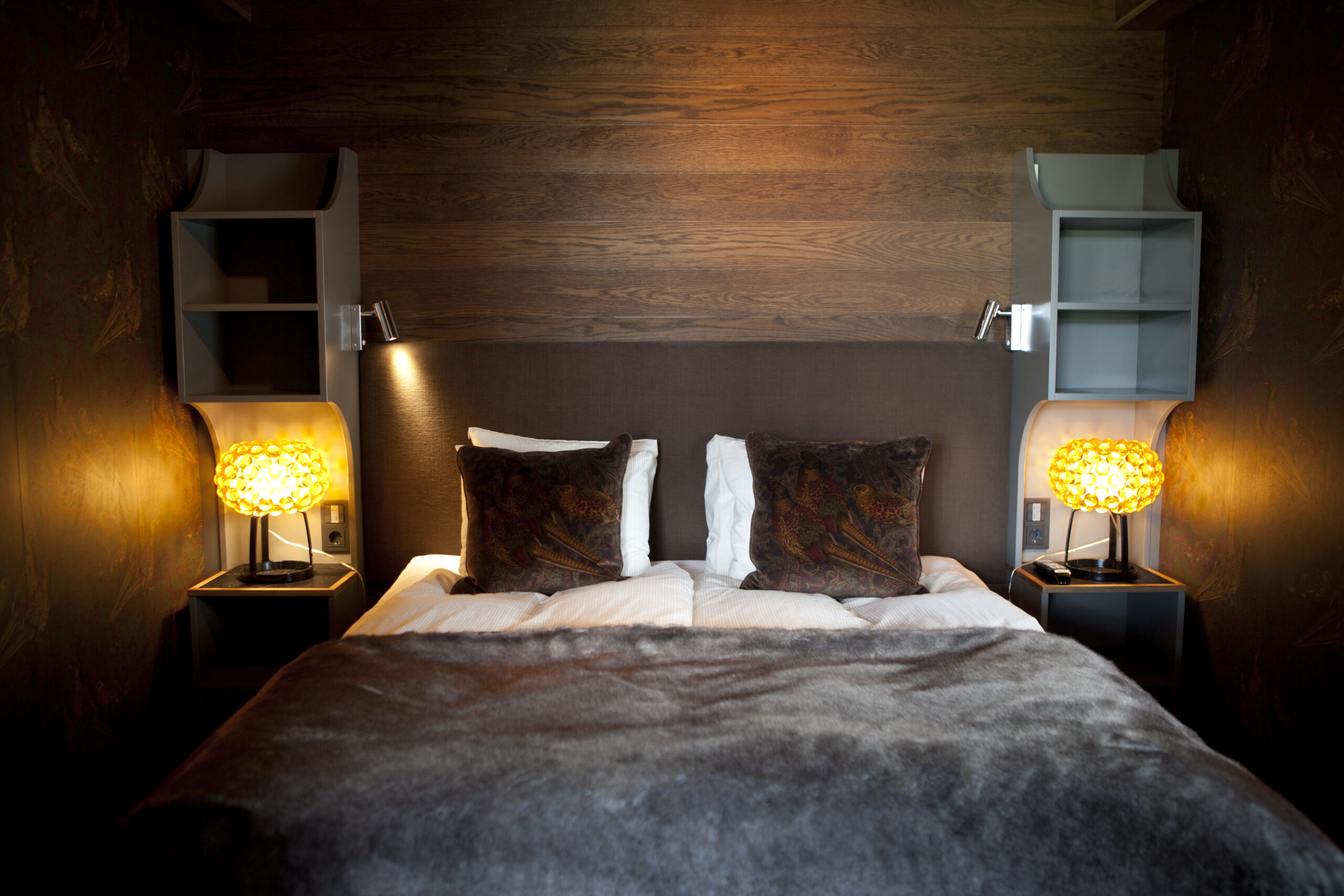 Interiör sovrum Svit Lodge
